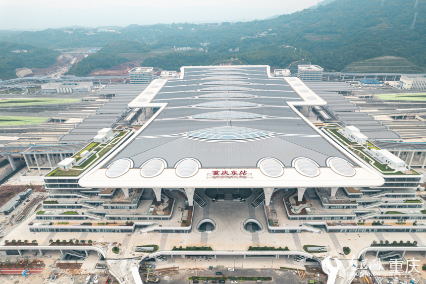 Maior centro ferroviário de alta velocidade da regi?o oeste da China está prestes a operar