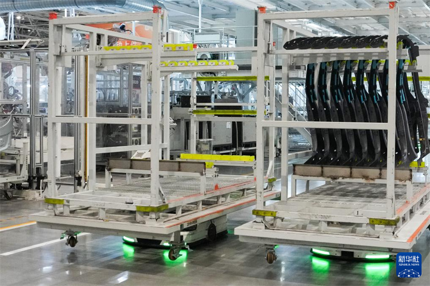 Fábrica de Automóveis Xiaomi produz veículo de nova energia em 76 segundos