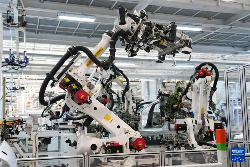 Fábrica de Automóveis Xiaomi produz veículo de nova energia em 76 segundos