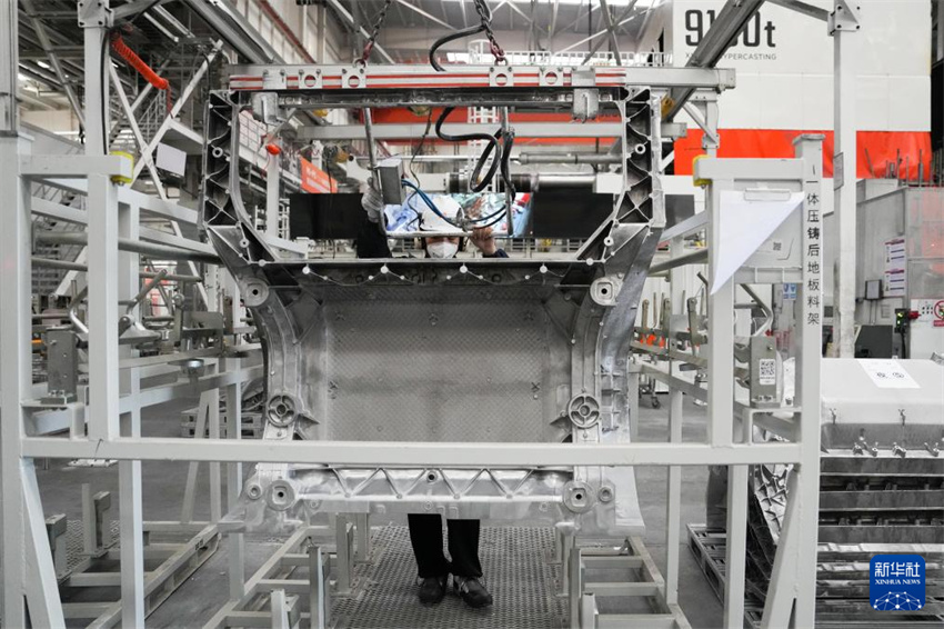 Fábrica de Automóveis Xiaomi produz veículo de nova energia em 76 segundos