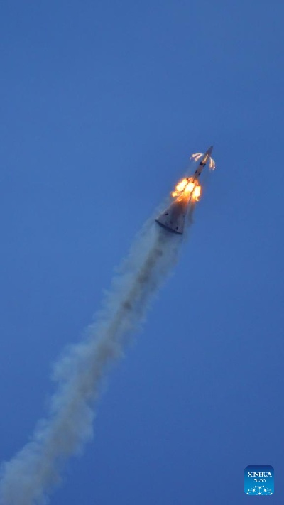 Nova gera??o da espa?onave tripulada da China completa teste de voo de escape a altitude zero