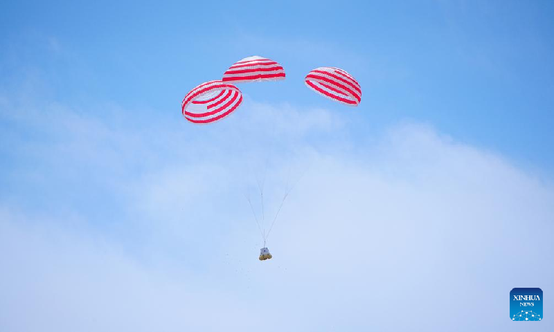 Nova gera??o da espa?onave tripulada da China completa teste de voo de escape a altitude zero