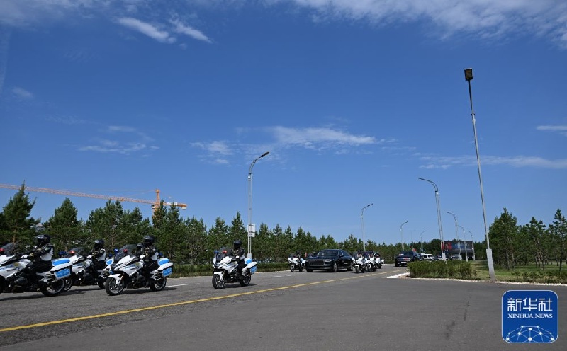 Xi Jinping deixa Astana após participar da segunda Cúpula China-ásia Central