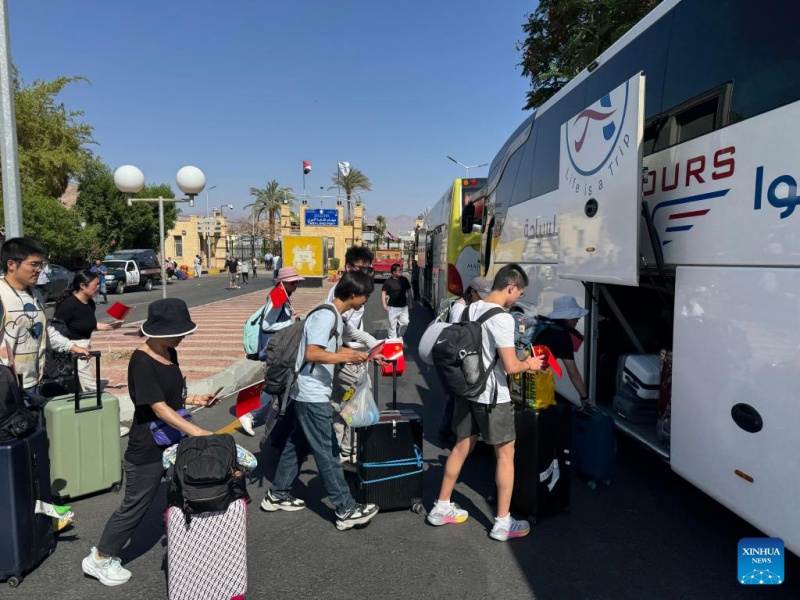 119 chineses evacuados de Israel para o Egito