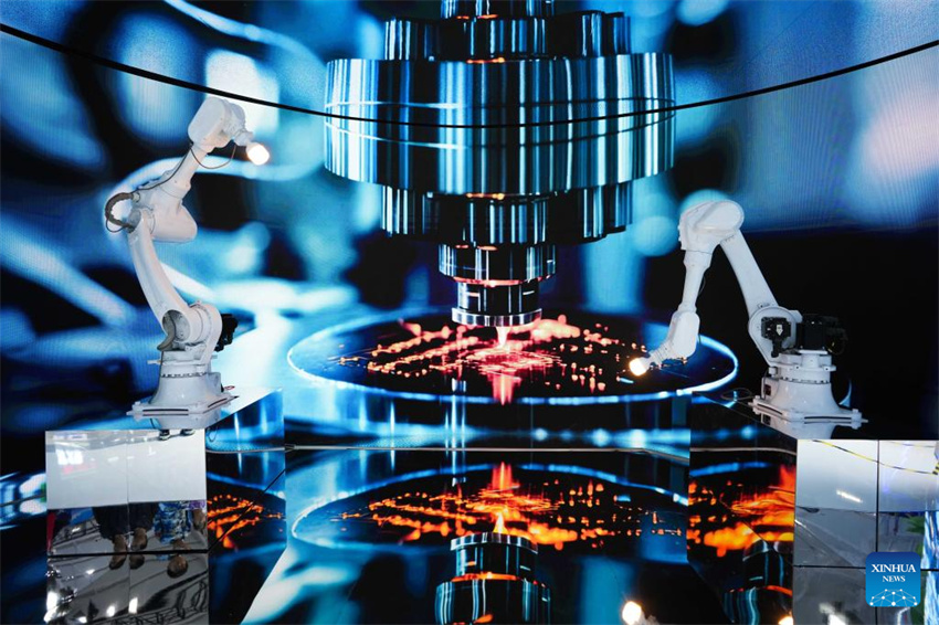 Exposi??es de alta tecnologia exibidas na 9a Expo China-Sul da ásia em Kunming, sudoeste da China