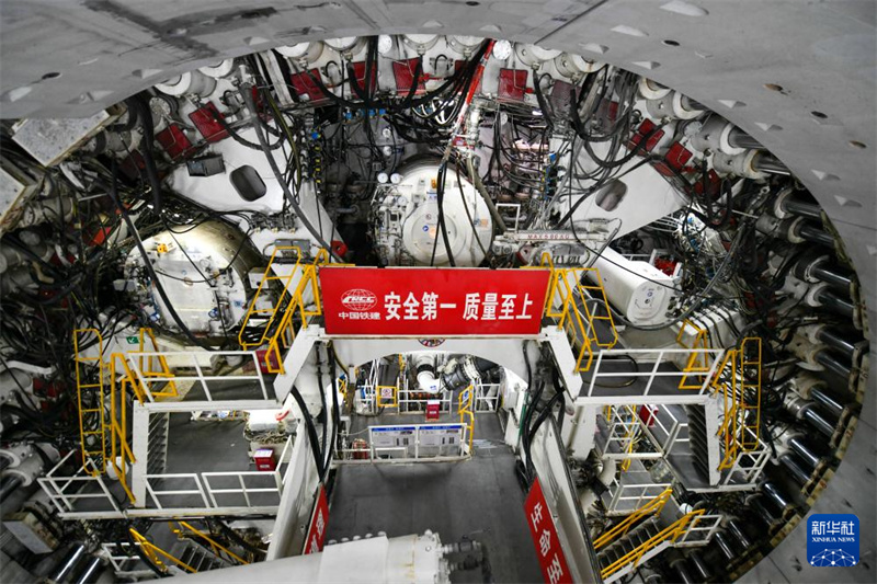 Túnel subaquático de maior diametro do mundo conclui trecho do Rio Amarelo