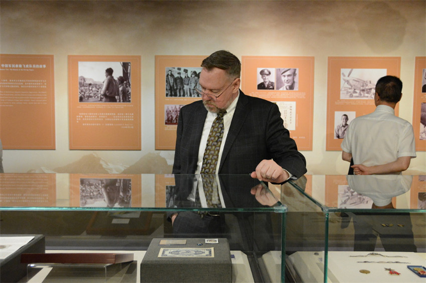 Exposi??o fotográfica sobre Tigres Voadores é inaugurada em Fujian