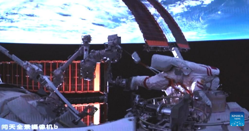 Astronautas da Shenzhou-20 completam segunda etapa de atividades extraveiculares