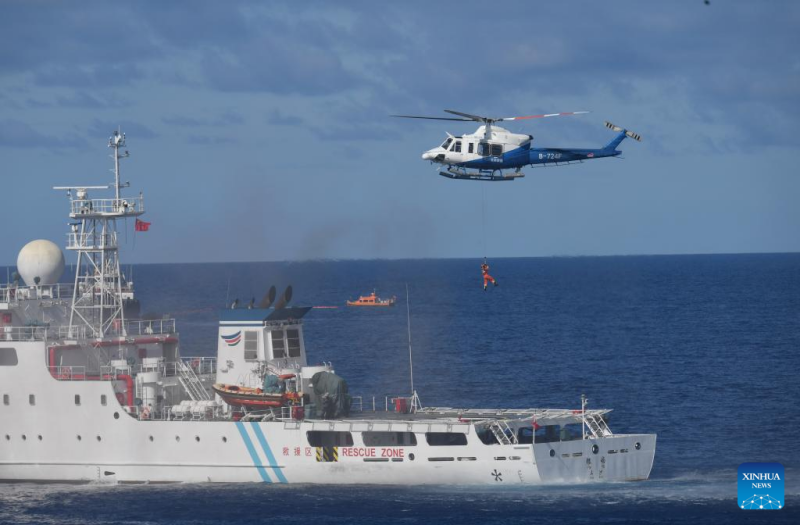 Exercício de resgate marítimo de emergência realizado em Hainan