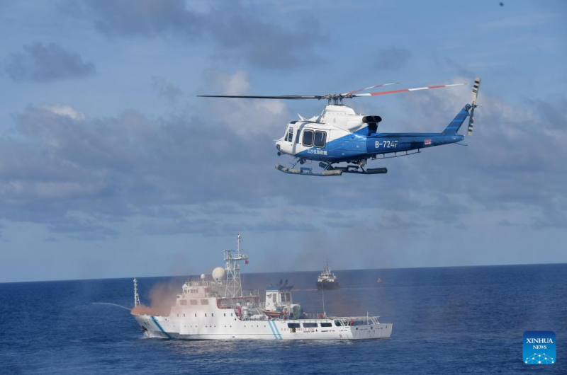 Exercício de resgate marítimo de emergência realizado em Hainan