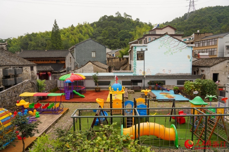 China em Movimento: arte impulsiona revitaliza??o rural no condado de Ninghai, leste da China