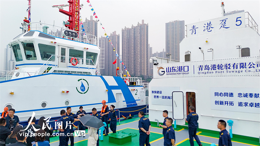 Primeiro navio rebocador híbrido hidrogênio-elétrico da China entra em opera??o