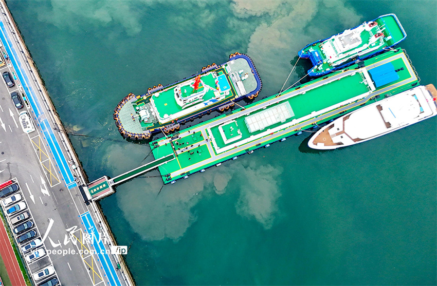 Primeiro navio rebocador híbrido hidrogênio-elétrico da China entra em opera??o