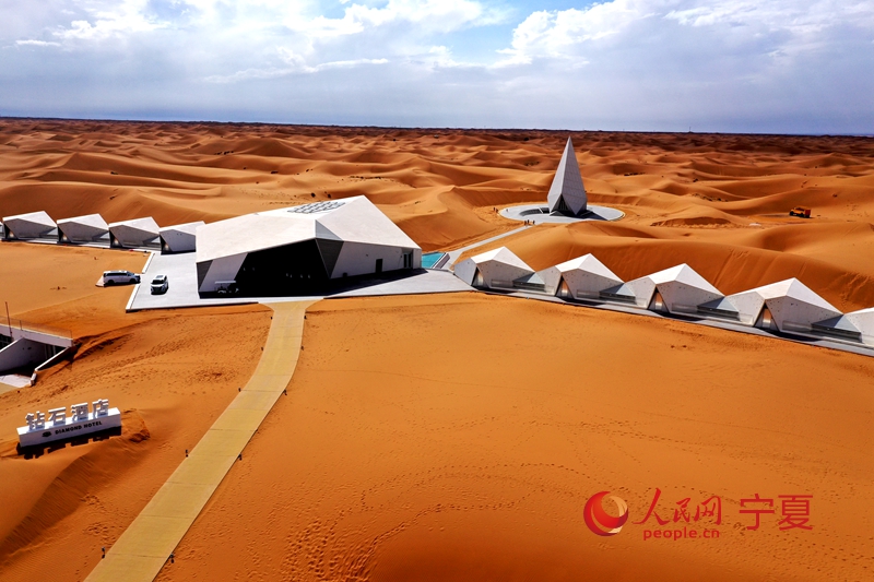 China em Movimento: Explorando o charme do deserto em Zhongwei