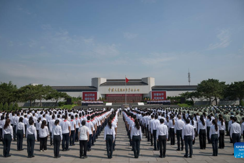 China marca 88o aniversário da resistência de toda a na??o contra agress?o japonesa