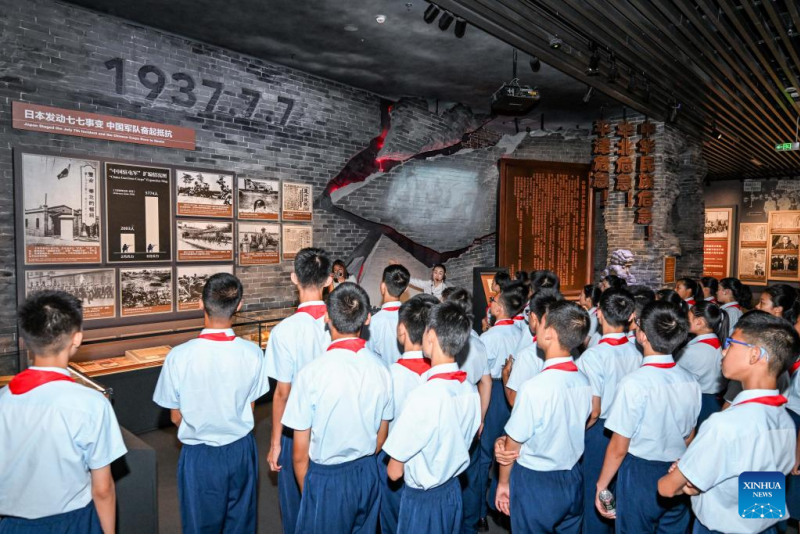 China marca 88o aniversário da resistência de toda a na??o contra agress?o japonesa