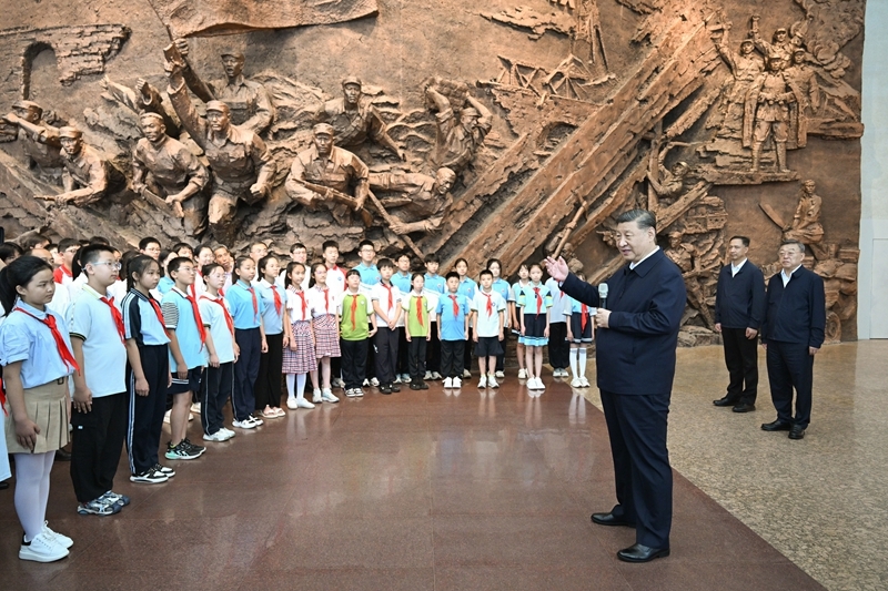 Xi Jinping enfatiza transforma??o da economia baseada em recursos e promo??o da moderniza??o chinesa durante visita de inspe??o em Shanxi