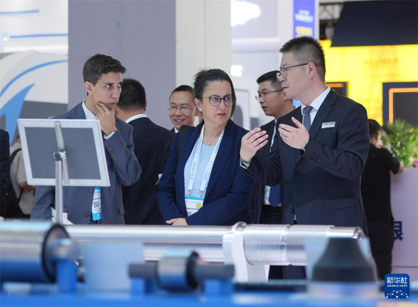 17a Exposi??o Internacional de Tecnologia e Equipamentos Ferroviários Modernos da China é inaugurada em Beijing