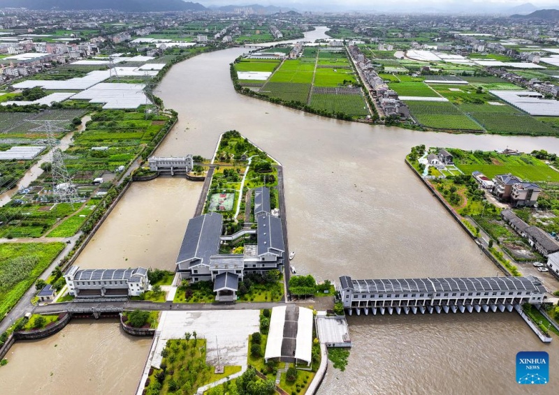 China ativa resposta de emergência para enchentes em Zhejiang e Fujian