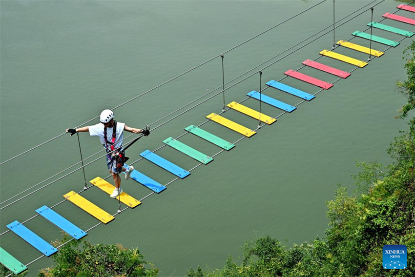 China: Enshi integra eventos esportivos com turismo para impulsionar revitaliza??o rural