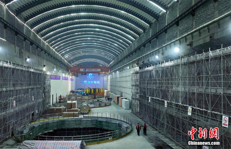 Galeria: constru??o da Usina Hidrelétrica Yebatan