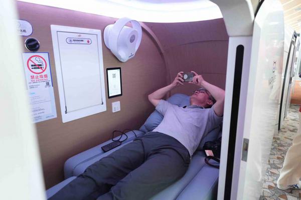 Shanghai: Aeroporto de Pudong moderniza instala??es para viajantes