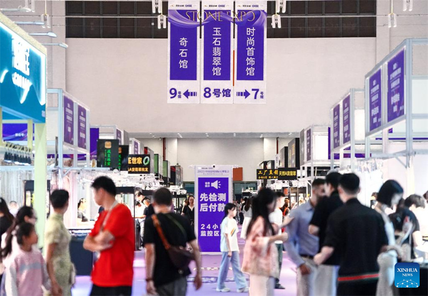 Exposi??o Internacional de Pedras da China (Kunming) 2025 é inaugurada em Yunnan