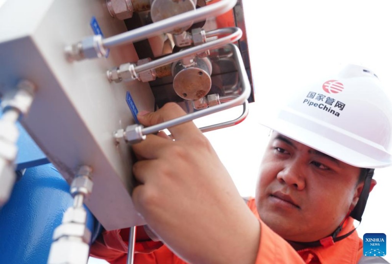 Trecho chinês do gasoduto da rota leste entre China e Rússia transporta mais de 100 bilh?es de metros cúbicos