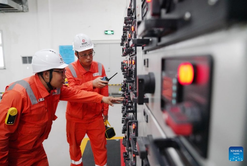 Trecho chinês do gasoduto da rota leste entre China e Rússia transporta mais de 100 bilh?es de metros cúbicos