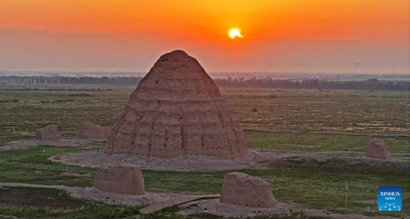 Túmulos Imperiais de Xixia, na China, s?o classificados como Patrim?nio Mundial da UNESCO