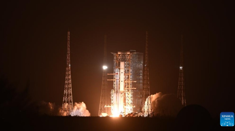 China lan?a nave de carga Tianzhou-9 para enviar suprimentos para a esta??o espacial