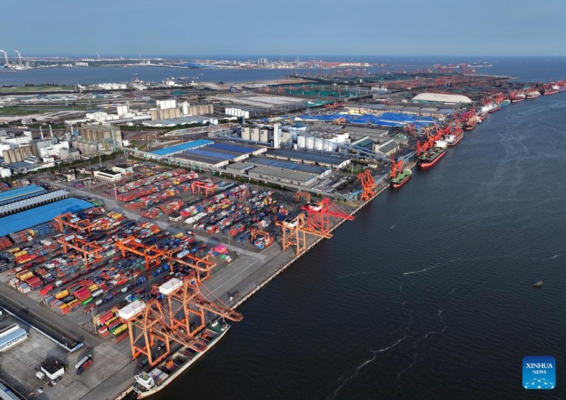 Fangchenggang: porto estratégico e destino turístico no sul da China