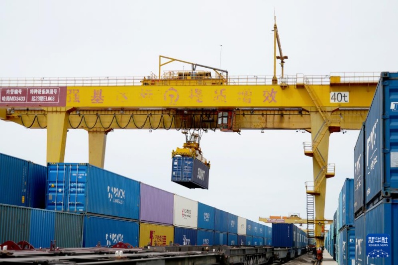 Corredor ferroviário leste de carga China-Europa registrou quase 2.500 viagens no primeiro semestre