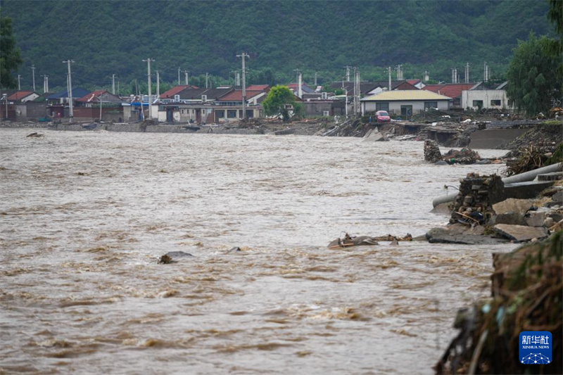 Fortes chuvas atingem distrito de Miyun em Beijing