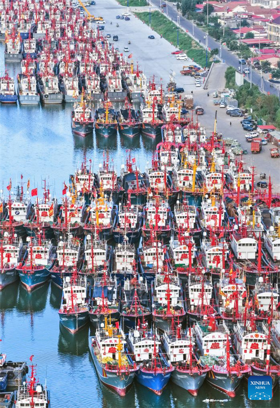 Províncias do leste da China intensificam preven??o de desastres para o tuf?o Co-May