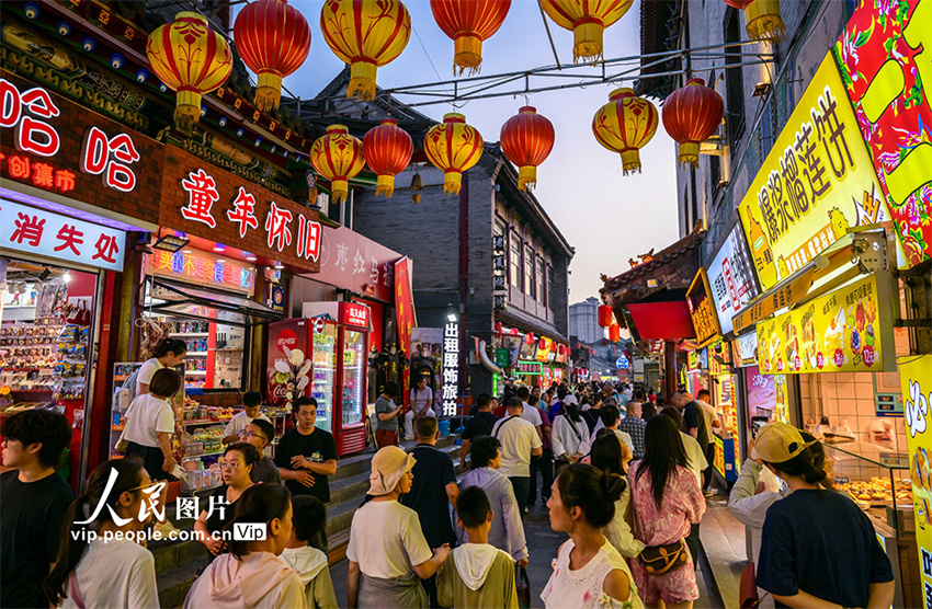 Galeria: mercado de turismo cultural de ver?o continua aquecido em Hohhot, no norte da China