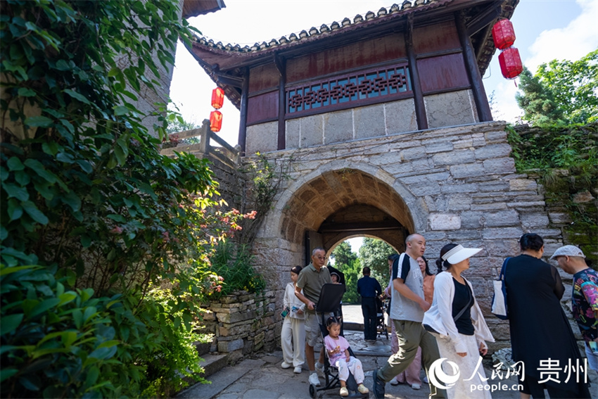 China em Movimento: Antigo Tunpu em Guizhou lidera novo turismo cultural