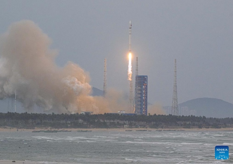 China lan?a novos satélites de internet com foguete Longa Marcha-12