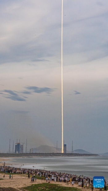 China lan?a novos satélites de internet com foguete Longa Marcha-12