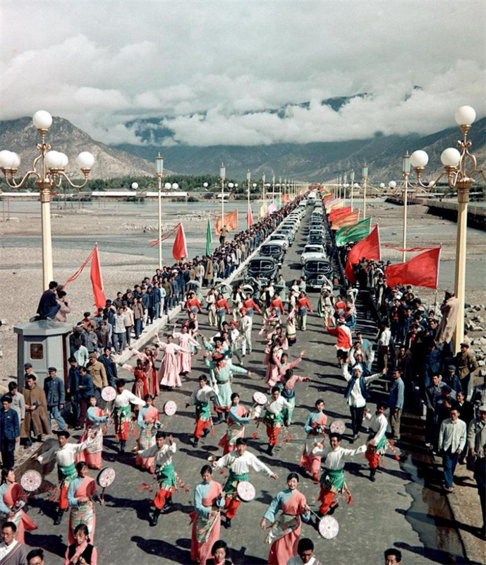 Pontes em Lhasa representam desenvolvimento de Xizang