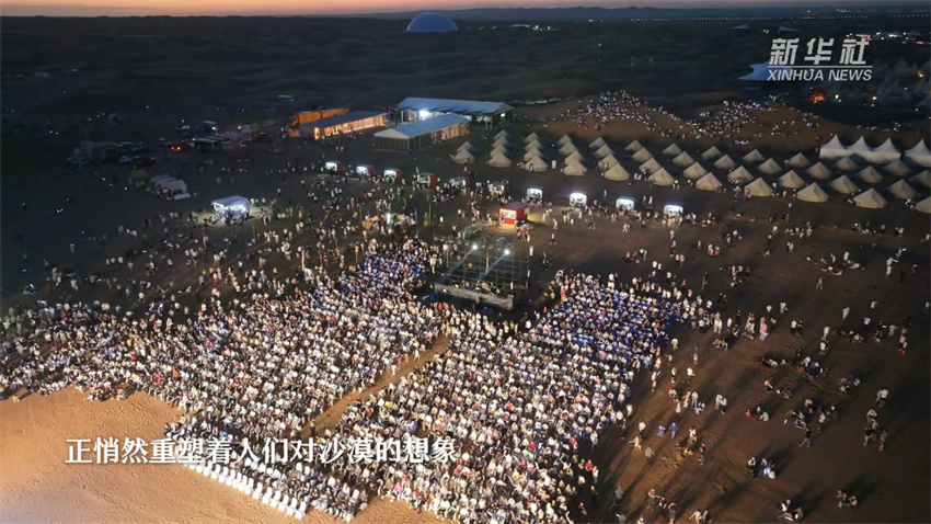 Tendas no deserto criam um novo mundo para a economia chinesa
