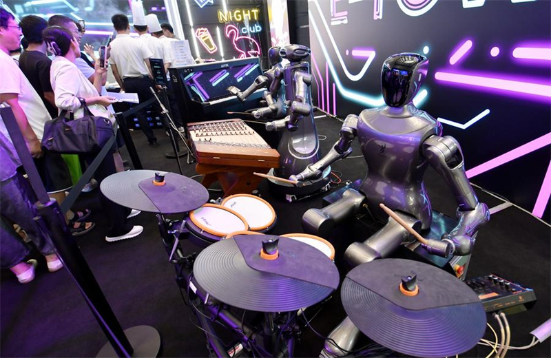 Conferência Mundial de Rob?s de 2025 apresenta novidades de inteligência incorporada e rob?s humanoides