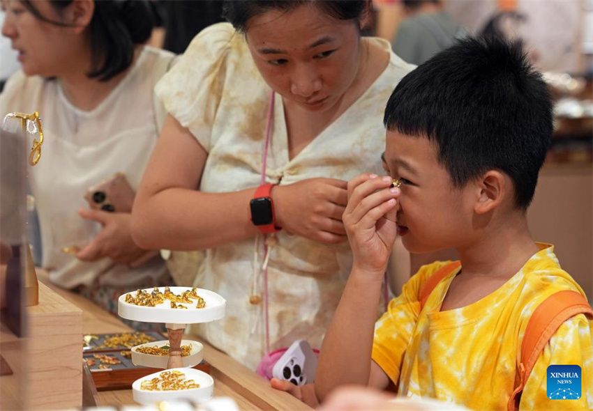 Exposi??o sobre a civiliza??o do Antigo Egito é inaugurada no Museu de Shanghai
