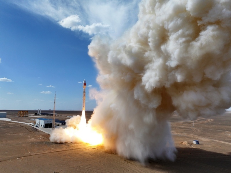 Empresa chinesa lan?a satélites fabricados no México