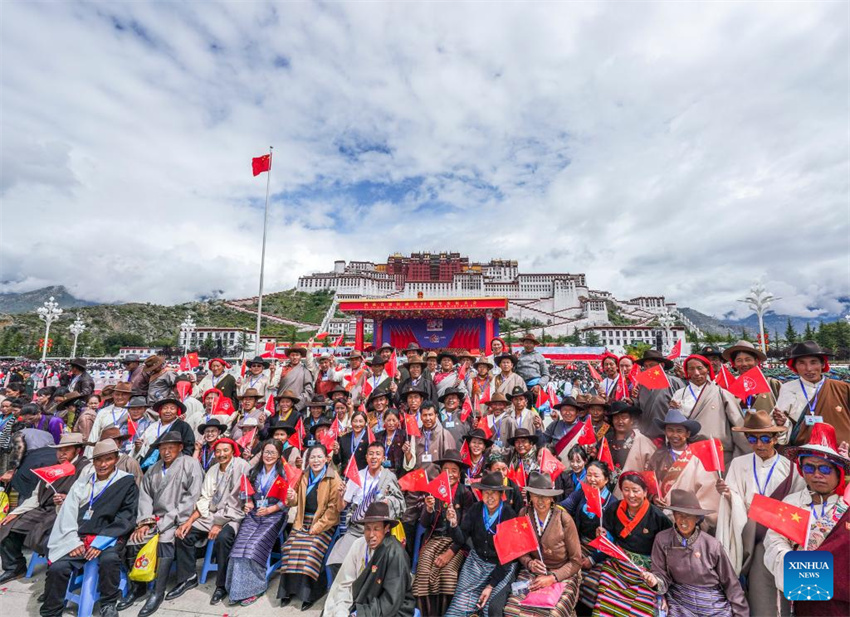 Galeria: celebra??es do 60o aniversário da funda??o da Regi?o Aut?noma de Xizang