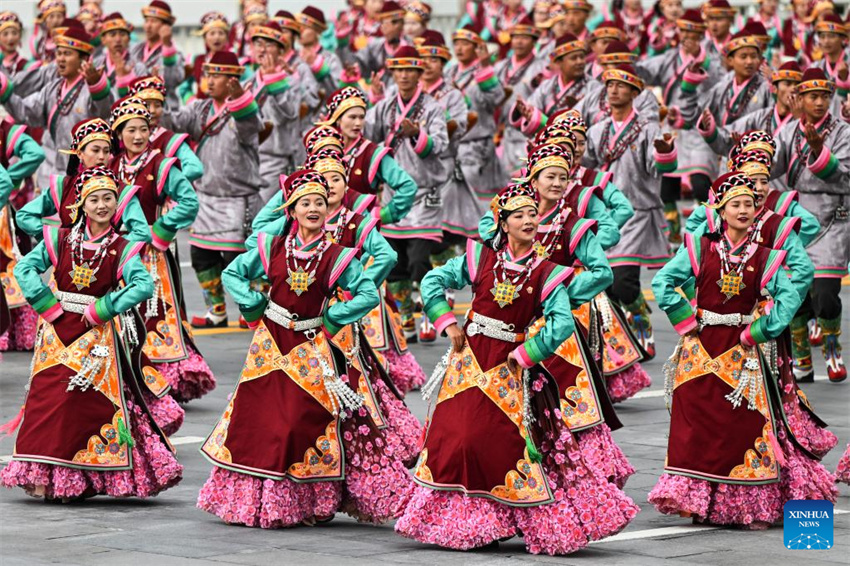 Galeria: celebra??es do 60o aniversário da funda??o da Regi?o Aut?noma de Xizang