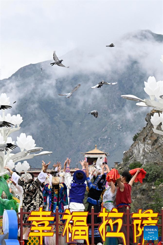 Galeria: celebra??es do 60o aniversário da funda??o da Regi?o Aut?noma de Xizang