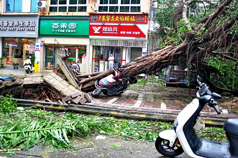 Tuf?o Kajiki traz chuvas torrenciais para Hainan