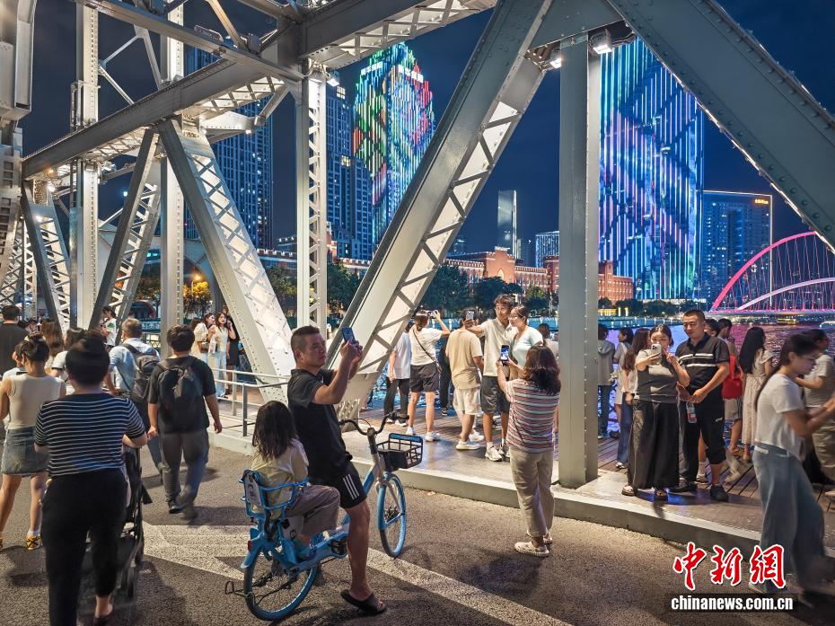 Espetáculo de luzes em Tianjin é renovado para OCS