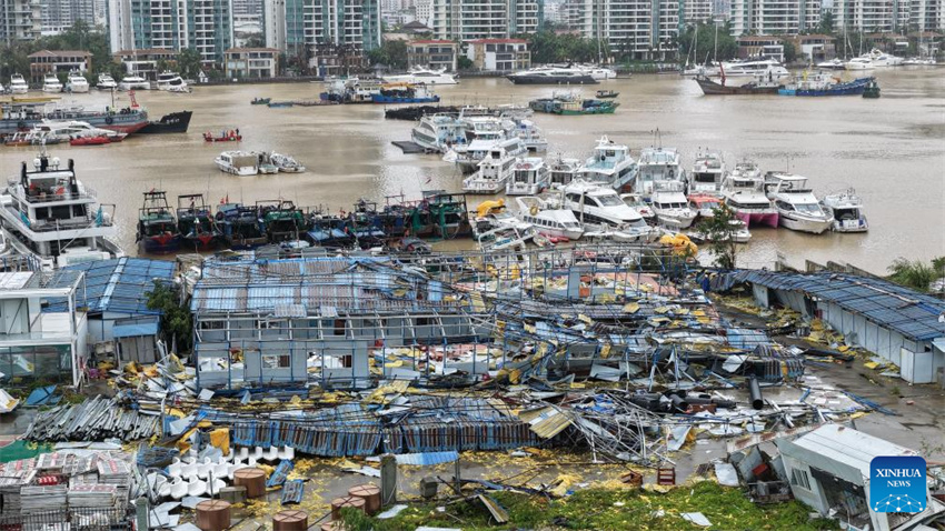 Tuf?o Kajiki passa por província de Hainan afetando mais de 100.000 pessoas